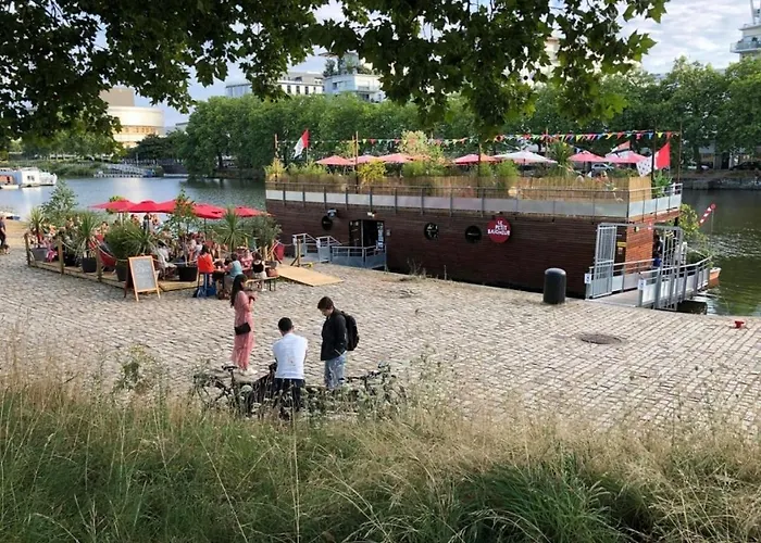 Felix Vue Erdre & Cite Des Congres / Gare Sud